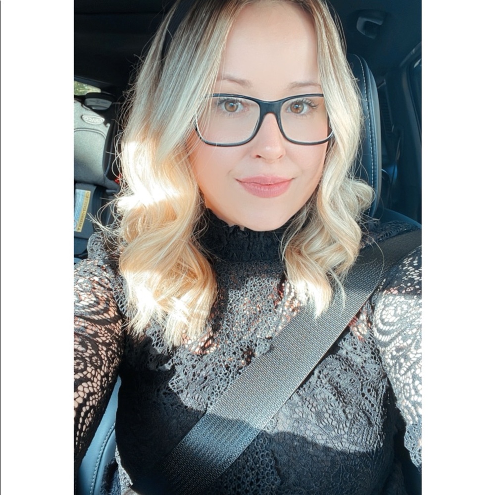 Meet your Posher, Jasmina